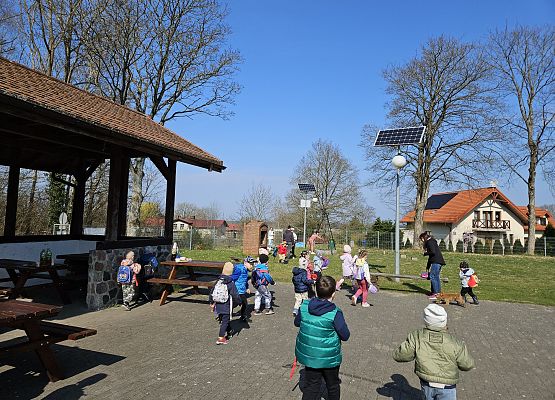 Grafika 95: 15.04.2025 Wycieczka do Gospodarstwa Rolnego Państwa Augustyn