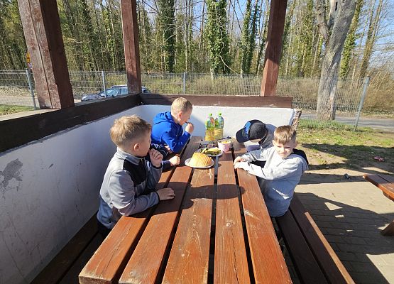 Grafika 99: 15.04.2025 Wycieczka do Gospodarstwa Rolnego Państwa Augustyn