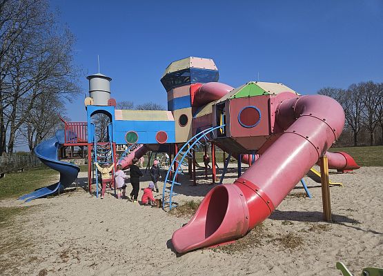 Grafika 112: 15.04.2025 Wycieczka do Gospodarstwa Rolnego Państwa Augustyn