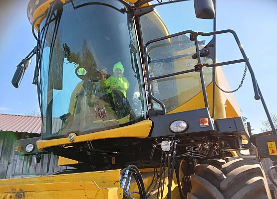 Grafika 174: 15.04.2025 Wycieczka do Gospodarstwa Rolnego Państwa Augustyn