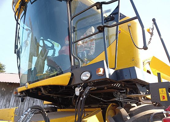 Grafika 175: 15.04.2025 Wycieczka do Gospodarstwa Rolnego Państwa Augustyn