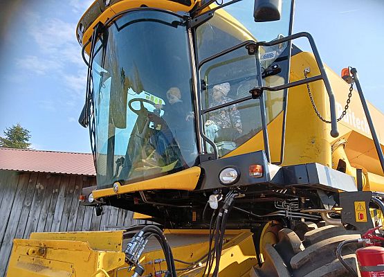 Grafika 179: 15.04.2025 Wycieczka do Gospodarstwa Rolnego Państwa Augustyn