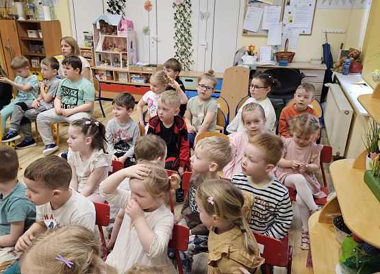 Grafika 12: 16.04.2025 Wielkanocny Konkurs Edukacyjny