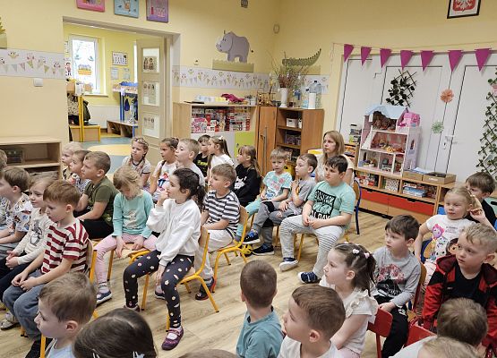 Grafika 13: 16.04.2025 Wielkanocny Konkurs Edukacyjny