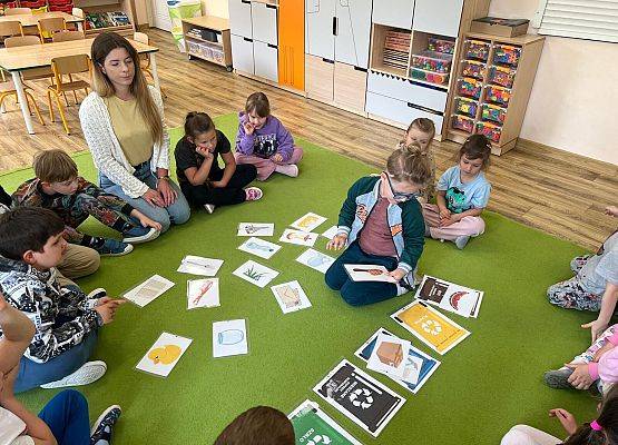 Grafika 46: 22.04.2025 Światowy Dzień Ziemi