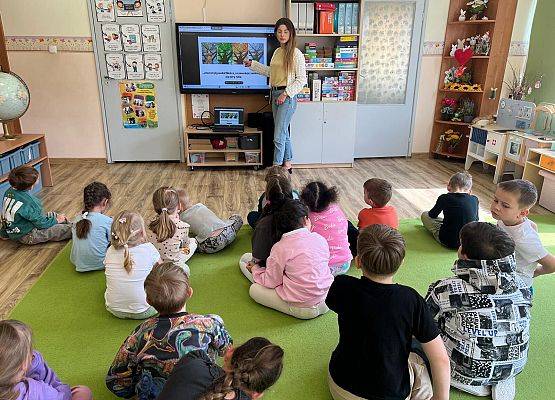 Grafika 49: 22.04.2025 Światowy Dzień Ziemi