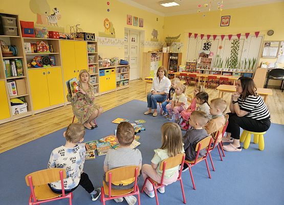 Grafika 1: 23.04.2025 Światowy Dzień Książki