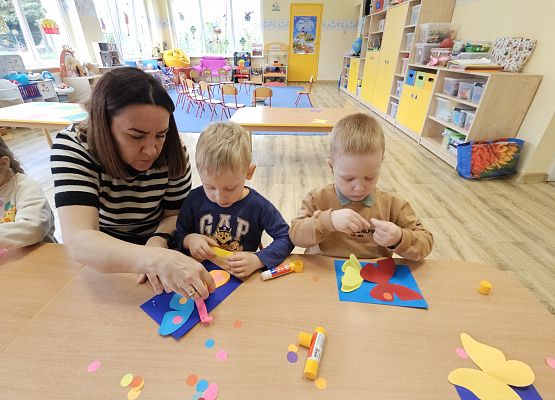 Grafika 30: 23.04.2025 Światowy Dzień Książki