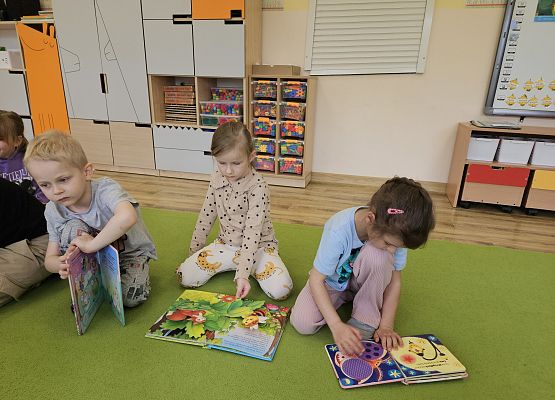 Grafika 54: 23.04.2025 Światowy Dzień Książki