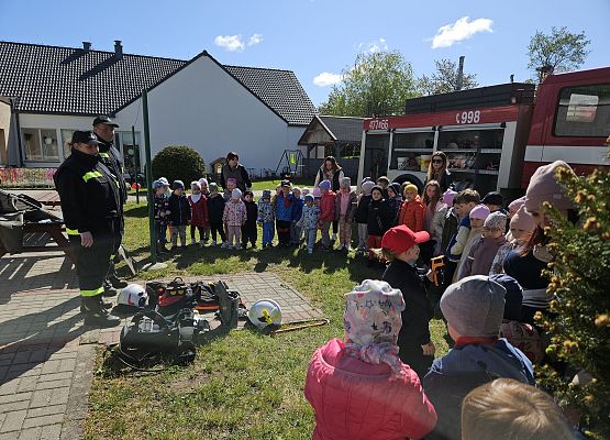 Grafika 1: 05.05.2025 Spotkanie ze Strażakami z OSP Wrzeście