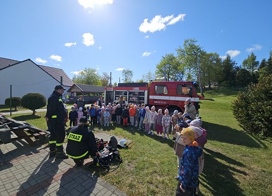 Grafika 4: 05.05.2025 Spotkanie ze Strażakami z OSP Wrzeście