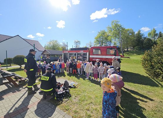 Grafika 6: 05.05.2025 Spotkanie ze Strażakami z OSP Wrzeście