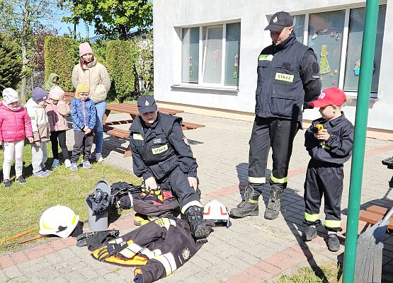Grafika 8: 05.05.2025 Spotkanie ze Strażakami z OSP Wrzeście