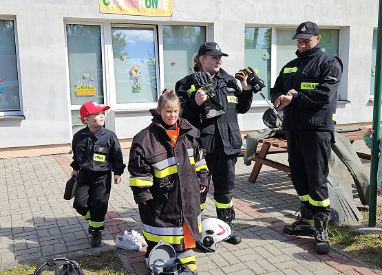Grafika 14: 05.05.2025 Spotkanie ze Strażakami z OSP Wrzeście