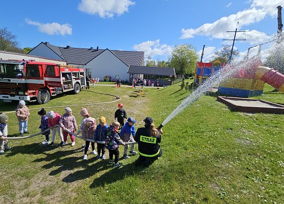 Grafika 117: 05.05.2025 Spotkanie ze Strażakami z OSP Wrzeście