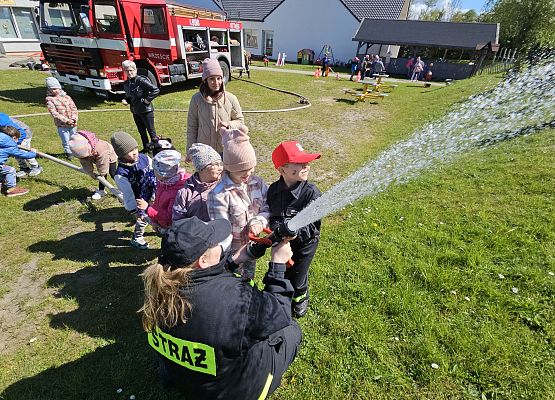 Grafika 121: 05.05.2025 Spotkanie ze Strażakami z OSP Wrzeście