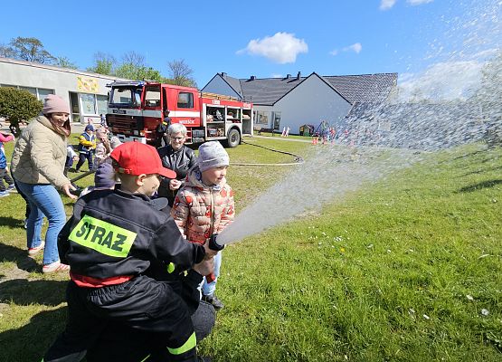 Grafika 123: 05.05.2025 Spotkanie ze Strażakami z OSP Wrzeście