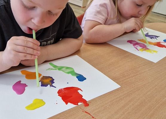 Grafika 3: 08.05.2025 Magiczny świat kleksografi