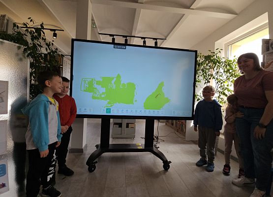 Grafika 48: 14.05.2025 Wizyta w Blibliotece Publicznej Gminy Wicko - gr III