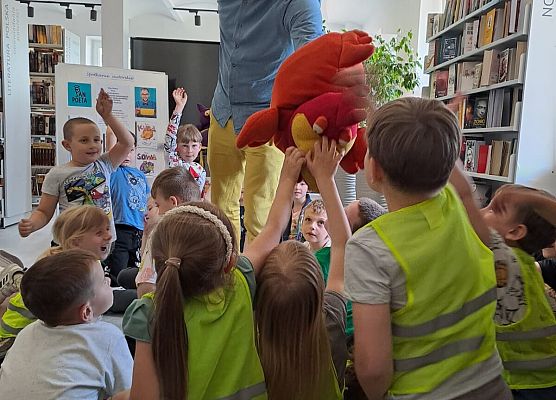 Grafika 14: Spotkanie autorskie w Bibliotece Publicznej w Wicku - gr III