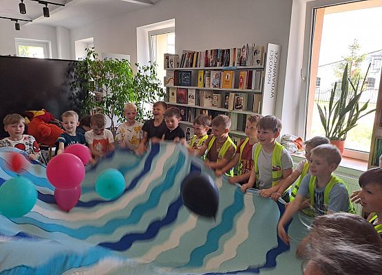 Grafika 18: Spotkanie autorskie w Bibliotece Publicznej w Wicku - gr III