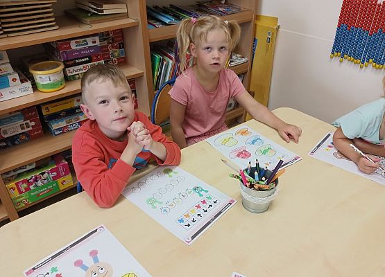 Grafika 1: 04.08.2025 Wakacyjna podróż w świat kodowania gr II