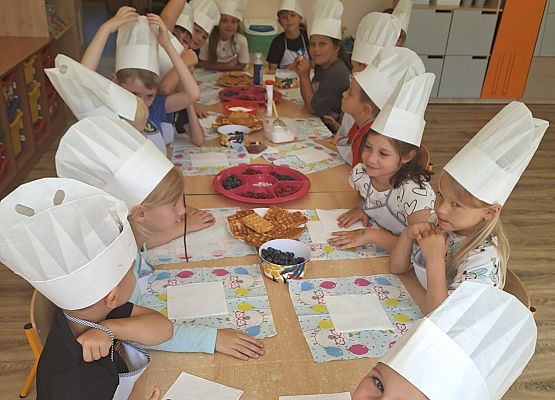 Grafika 72: 11.08.2025 Dzień Gofra w naszym przedszkolu!