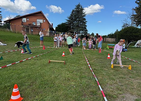 Grafika 25: 18.08.2025 Dzień zabaw na "Dzikim Zachodzie"