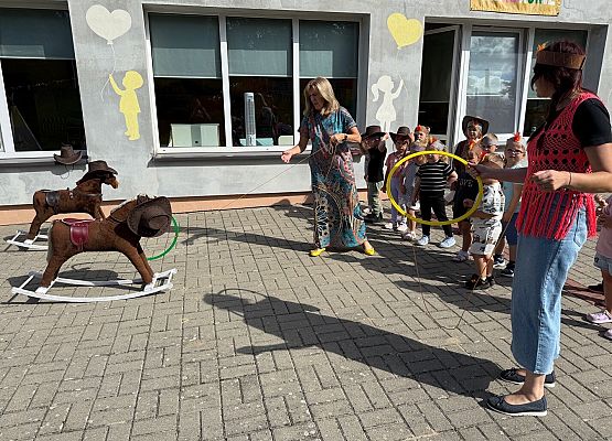 Grafika 40: 18.08.2025 Dzień zabaw na "Dzikim Zachodzie"