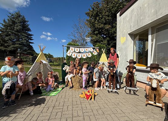 Grafika 55: 18.08.2025 Dzień zabaw na "Dzikim Zachodzie"