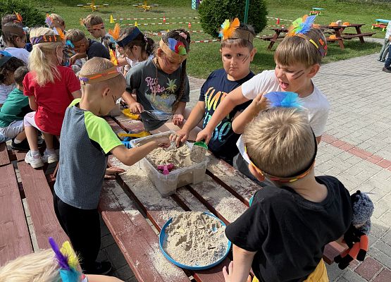 Grafika 58: 18.08.2025 Dzień zabaw na "Dzikim Zachodzie"