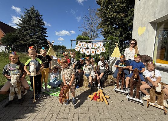 Grafika 66: 18.08.2025 Dzień zabaw na "Dzikim Zachodzie"