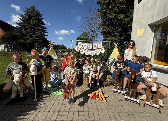 Grafika 67: 18.08.2025 Dzień zabaw na "Dzikim Zachodzie"