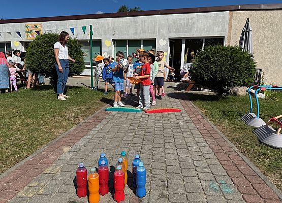 Grafika 68: 18.08.2025 Dzień zabaw na "Dzikim Zachodzie"