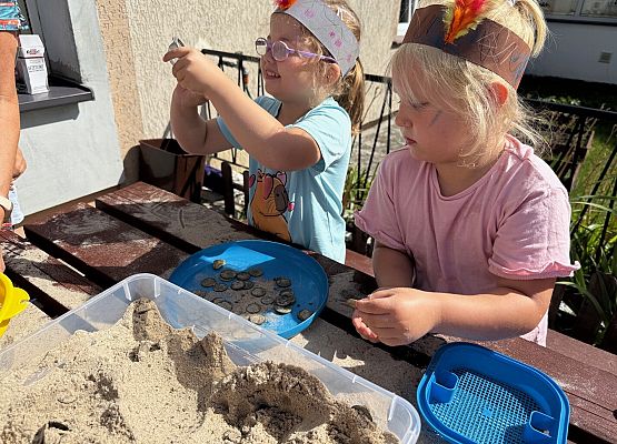 Grafika 75: 18.08.2025 Dzień zabaw na "Dzikim Zachodzie"