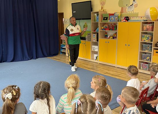 Grafika 30: 22. 08.2025 Wyjątkowy dzień pełen uśmiechu, zdziwienia i dobrej zabawy!