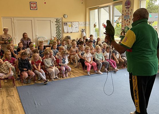 Grafika 33: 22. 08.2025 Wyjątkowy dzień pełen uśmiechu, zdziwienia i dobrej zabawy!