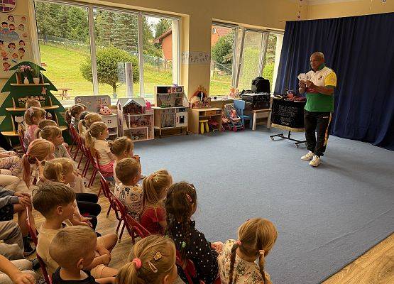 Wyjątkowy dzień pełen uśmiechu, zdziwienia i dobrej zabawy! grafika