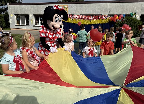 Grafika 14: 28.08.2025 Bal z Myszką Miki