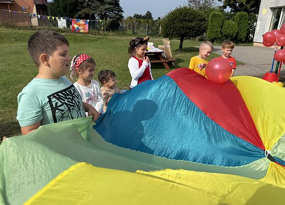 Grafika 18: 28.08.2025 Bal z Myszką Miki