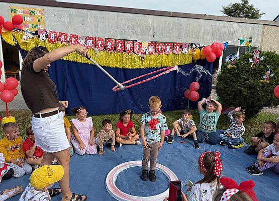 Grafika 29: 28.08.2025 Bal z Myszką Miki