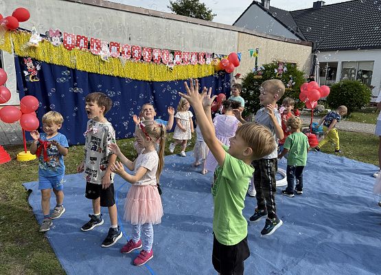 Grafika 59: 28.08.2025 Bal z Myszką Miki