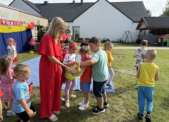 Grafika 71: 28.08.2025 Bal z Myszką Miki