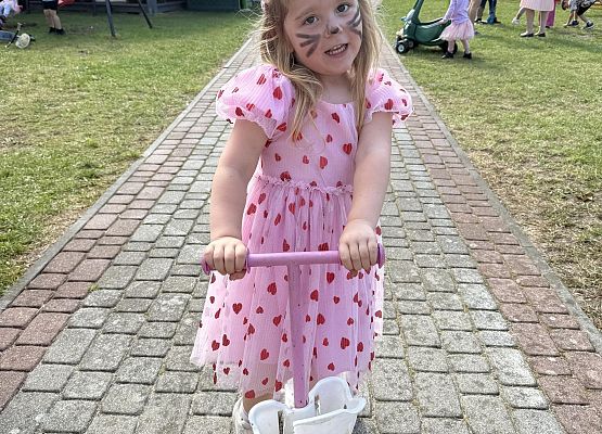 Grafika 88: 28.08.2025 Bal z Myszką Miki