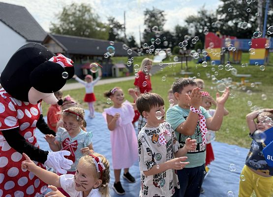Grafika 111: 28.08.2025 Bal z Myszką Miki