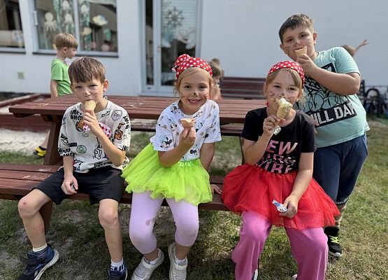 Grafika 120: 28.08.2025 Bal z Myszką Miki