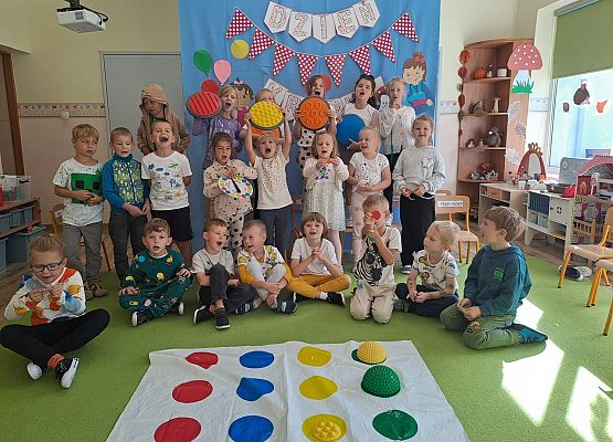 Grafika 1: 15.09.2025 Dzień Kropki w naszym przedszkolu