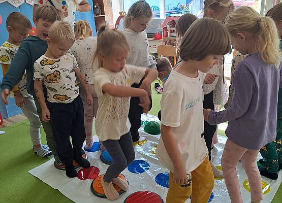 Grafika 8: 15.09.2025 Dzień Kropki w naszym przedszkolu