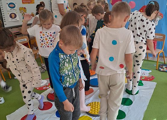 Grafika 14: 15.09.2025 Dzień Kropki w naszym przedszkolu