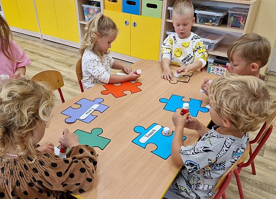 Grafika 30: 15.09.2025 Dzień Kropki w naszym przedszkolu